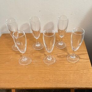 Elegant Clear Champagne Flutes Set